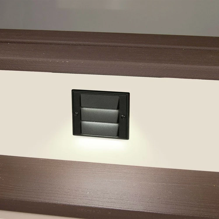 DekPro EFFEX Louvered Stair Light 7 DekPro EFFEX Louvered Stair Light - Image 5