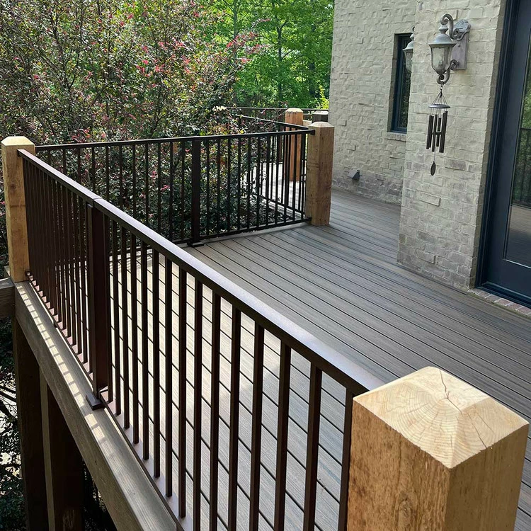 Trex Signature Aluminum Rail Kit W/ Square Balusters - 42" 5 Trex Signature Aluminum Rail Kit W/ Square Balusters - 42" - Image 3