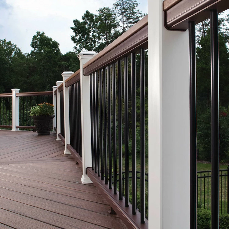 Trex Transcend Round Aluminum Balusters - Pack Of 20 5 Trex Transcend Round Aluminum Balusters - Pack Of 20 - Image 3